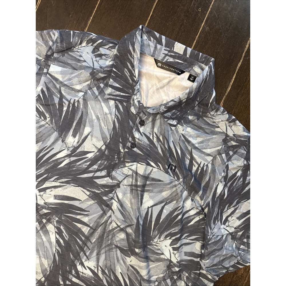 Travis Mathew Polo Shirt Mens XXL Blue/Gray Tropical Palm Print Golf Performance